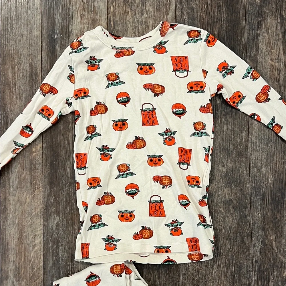 Halloween Star Wars Kids Pajama Set - Cream and Red - Picture 2 of 10